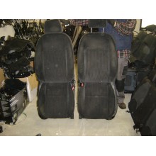 Látkové sedačky Ford C-Max